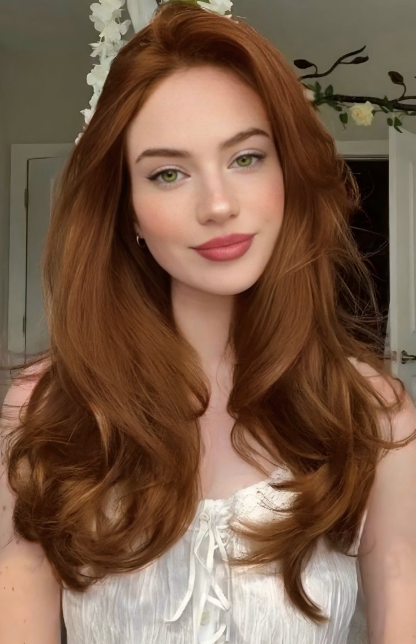 مورينز – عدسات لاصقة بلون الزيتون الرمادي